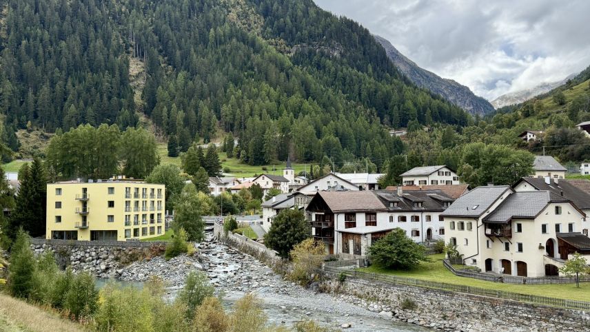 Das Dorf Susch am Fusse des Flüelapasses. Foto: Fadrina Hofmann