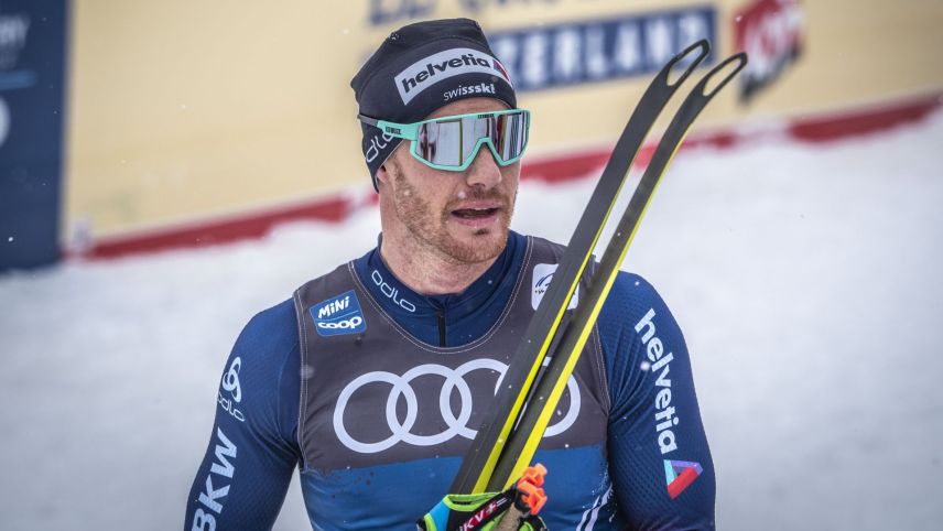 Dario Cologna as retira per la fin da la stagiun (fotografia: Daniel Zaugg)