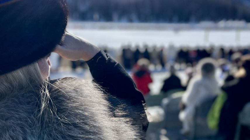 Von der Tribüne aus hat frau einen guten Überblick. Foto: Fadrina Hofmann
