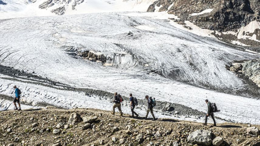Das Wandern auf dem Moränengrat ist ein spezielles Erlebnis.
Foto: Valentina Baumann