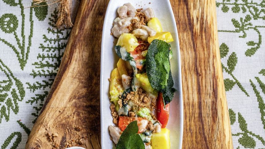 Kastaniengnocchetti mit Käse und Gemüse. Foto: Landliebe Edition