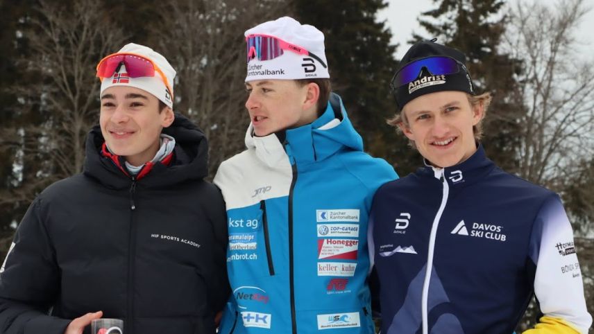  Das Podest der Wertung Jahrgang U15: Sieger: Fabio Rüthemann, 2. Platz: Jon Nesa (links auf dem Bild), 3. Platz: Andrin Steiger. Foto: z. Vfg.