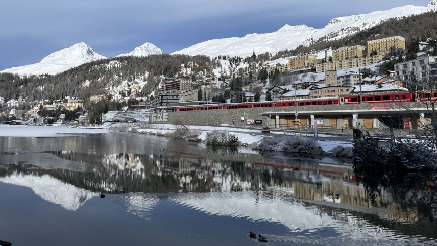 Im St. Mooritzersee leben vermutlich Polypen einer chinesischen Quallenart. Foto: Fadrina Hofmann