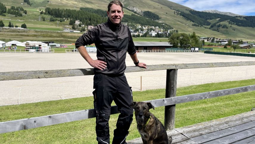 Andj Willy ist bereit für ein Wochenende im Zeichen des Springreitens. Foto Fadrina Hofmann
