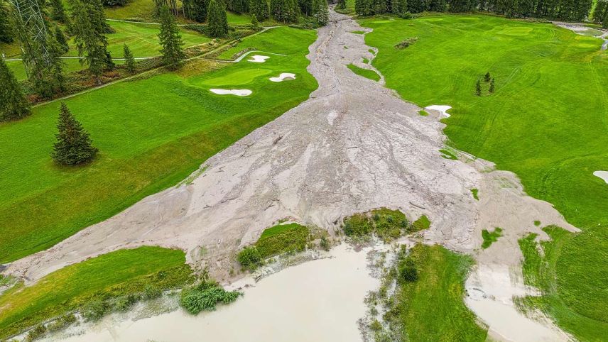 Unwetterschäden am Golfplatz Zuoz. Foto: fotoswiss.com/Giancarlo Cattaneo