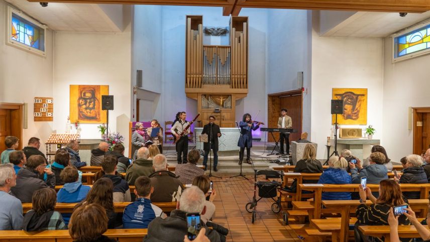 Manoj George ist ein indischer Violinist und Musikkomponist. Fotos: z. Vfg