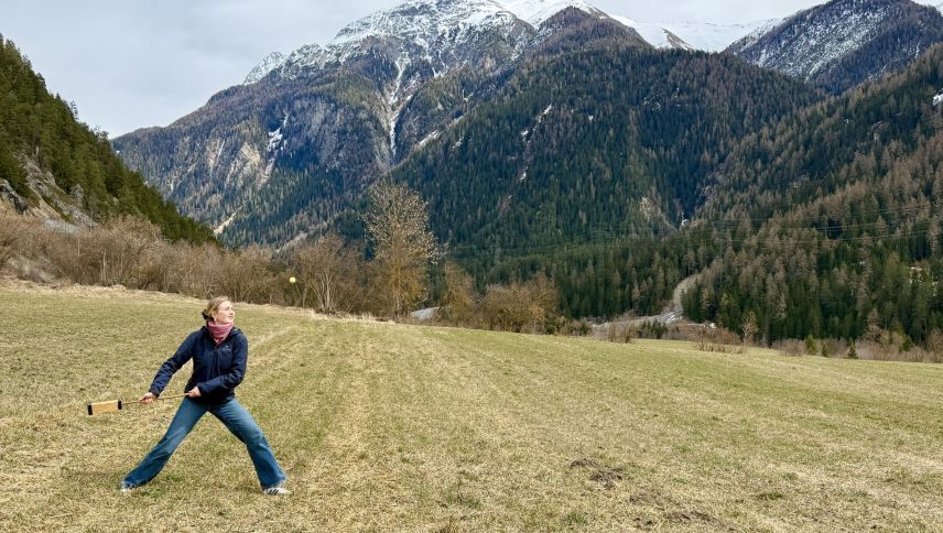 Zora Stifel mit vollem Körpereinsatz. Foto: Fadrina Hofmann