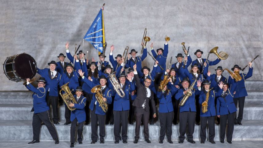 Die Musikgesellschaft St. Moritz, sie zählt aktuell knapp 30 aktive Mitglieder, anlässlich des Kantonalen Musikfestes 2024 in Klosters. Foto: Erwin Keller/Kellermedia