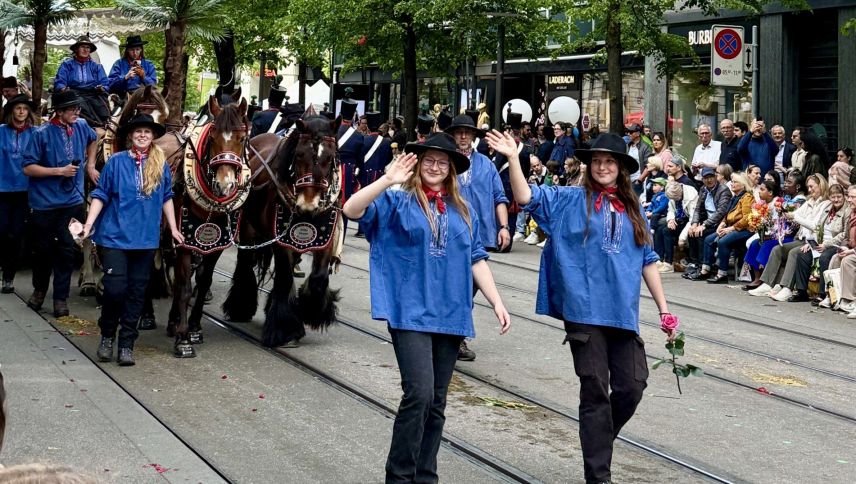 Chalandamarz mitten in Zürich. Foto: Fadrina Hofmann