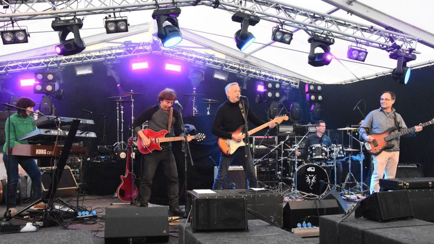 Ils Diabolics fan daspö 30 ons musica insembel e vöglian uossa darcheu as preschantar ün pa plü suvent sül palc (fotografia: Nicolo Bass).