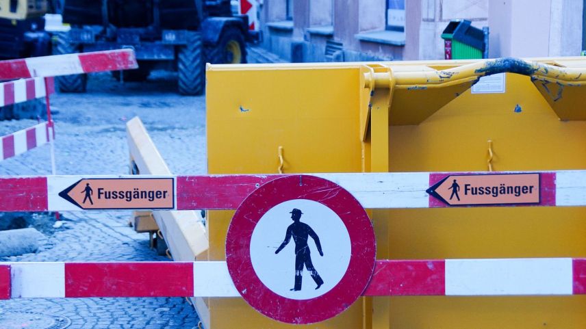 Der Samedner Souverän hat der nächsten Sanierungsetappe der Wasser- und Abwasserinfrastruktur grünes Licht gegeben. Archivfoto: Jon Duschletta