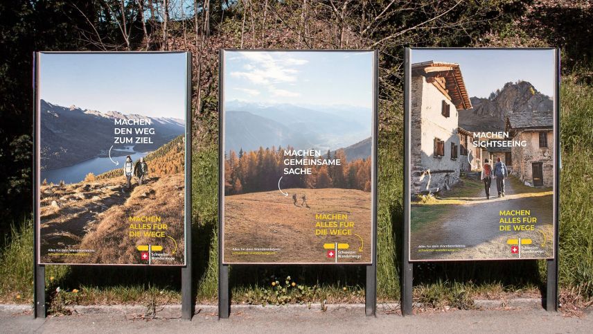 Werden unter anderem an Bahnhöfen zu finden sein: Plakate der Kampagne "Alles für die Wege" des Verbands Schweizer Wanderwege. Foto: Verband Schweizer Wanderwege. 