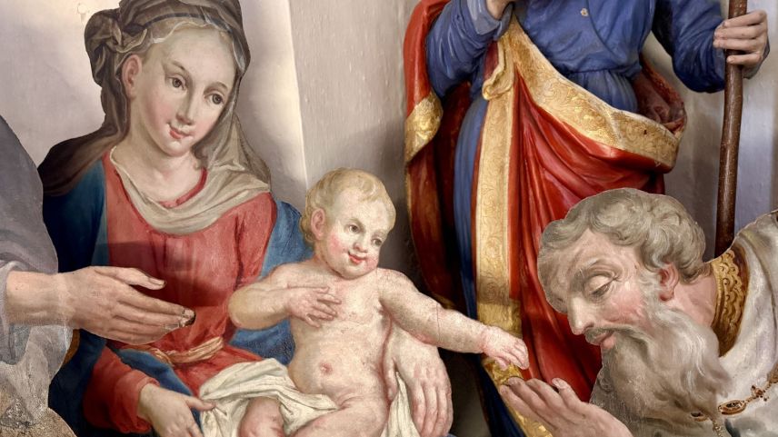 Maria e Gesu illa cumposiziun da figüras da Babania. fotografia: Fadrina Hofmann