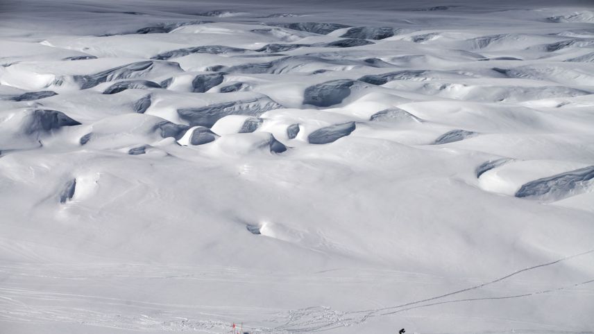 Spektakulärer kann ein Skirennen nicht aussehen. Foto: Jürg Kaufmann
