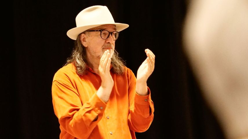 Scuol Classics mit Dirigent Urs Leonhardt Steiner, dem Golden Gate Symphony Orchestra, Cinzia Regensburger, Nina Mayer, Solisten und dem grossen gemischten Chor. Fotos: Jon Duschletta 