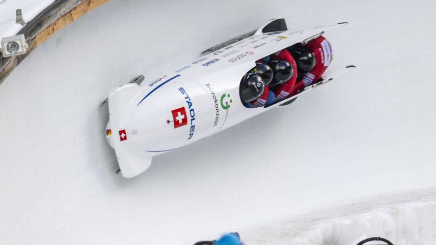 Das Bobteam Follador im weltberühmten Horseshoe. Der weisse Schlitten ist vom ­österreichischen Team ausgeliehen. 