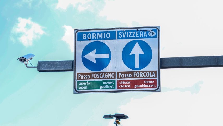 Am ersten Wettkamptag gab es kein Ansturm auf den Strassen. Die Warteräume blieben leer. Foto: Jon Duschletta