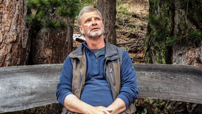 Als Förster erlebt Corado Niggli den Frühling in der wiedererwachenden Natur. Foto: Denise Kley