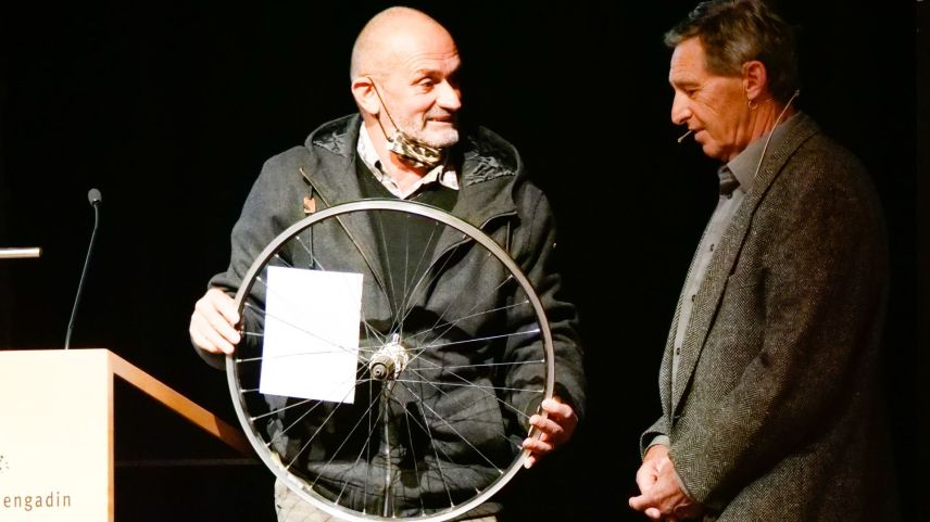 Gian Clalüna (links) übernimmt bis zu den nächstjährigen Gesamterneuerungswahlen das Kirchgemeindepräsidium von refurmo nach der Demission von Gian Duri Ratti. Foto: Jon Duschletta