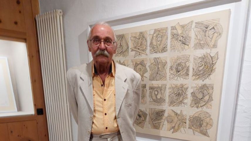 Gaspare Otto Melcher ist einer der Künstler, dessen Werke gerade im Val Müstair zu sehen sind. Foto: Romedi Arquint