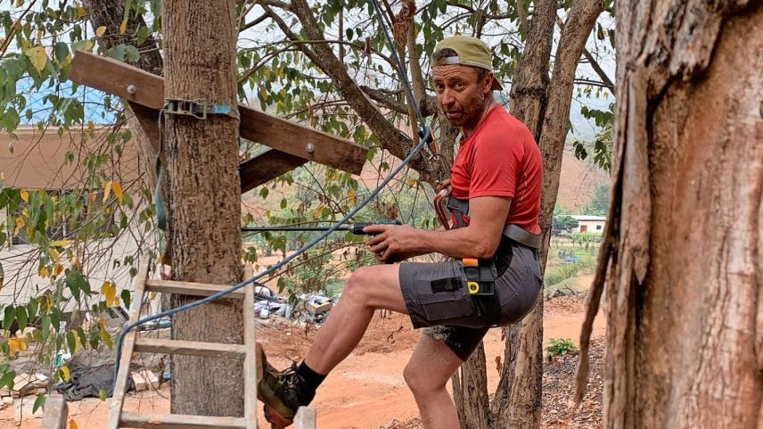 Mario Riatsch ha realisà insembel cun Toni «El Suizo» ün parc da suas a Mae Sot in Tailandia  per uffants e fügitivs burmans (fotografia: mad).
