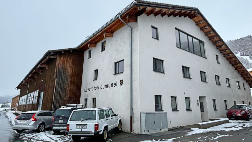 Il lavuratori a Zuoz. fotografia:mad