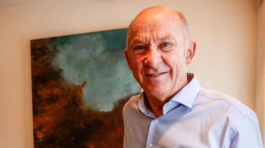 Jakob Stiegers 33 Teilnahmen am Engadin Skimarathon sind Geschichte. Nun nimmt er es etwas gemütlicher, hat ein Fitness-Abo gelöst und freut sich auf Reisen in die Karibik und auf die Galapagosinseln. Foto: Jon Duschletta