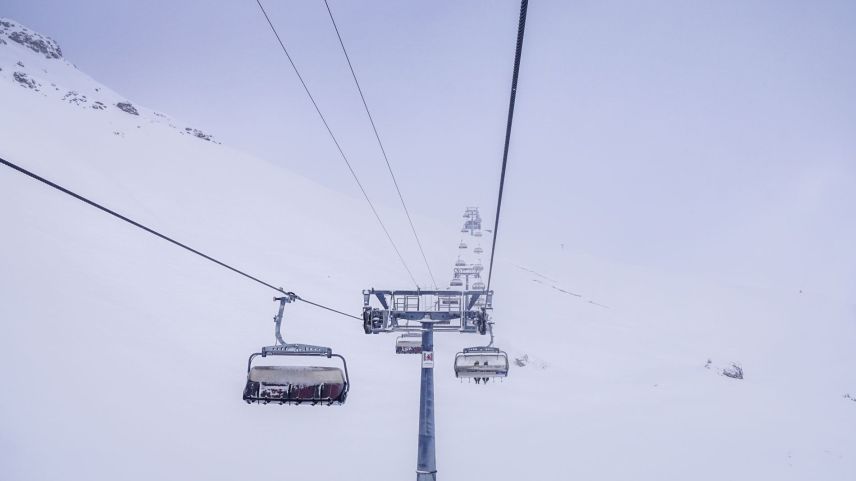 Trete eine Strommangellage ein, so habe das, laut der Bündner Regierung, gravierende Folgen – weit über die Bergbahnunternehmen hinaus. Archivfoto: Jon Duschletta