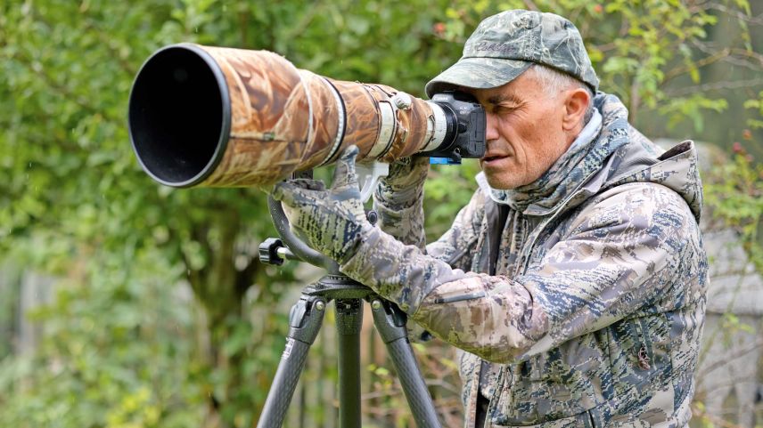 «Sch’eu cumainz a far alch, lura fetscha inandret», disch il fotograf paschiunà Cesare Mauri. fotografia: Michael Steiner