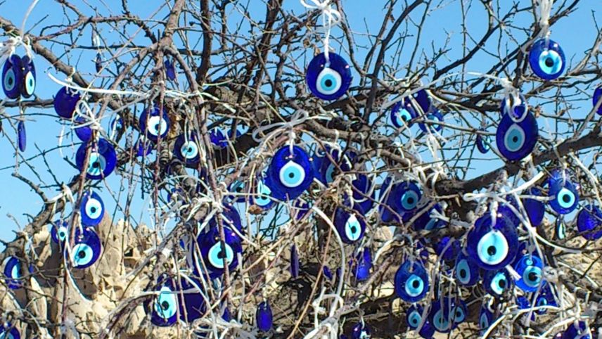 Mulitpler Schutz vor bösen Geistern: Nazar Boncugu, das Glas-Auge. Fotos: Ruth Bossart