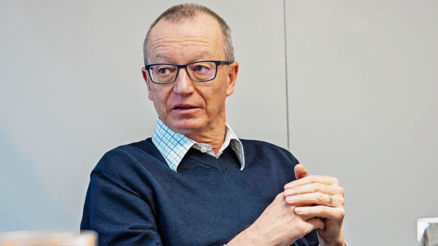 Markus Meili ist Geschäftsführer des Bergbahnbetriebes Engadin St. Moritz Mountains AG. Er stellt sich auf den Standpunkt: Eine Hahnenseebahn sollte realisiert werden. 	                 Fotos: Denise Kley, Reto Stifel