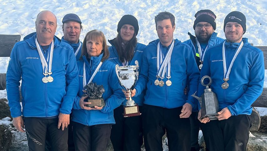 Von links: Otto Davaz, Jon Curdin Cantieni, Erica Koch, Marina Bott, Claudio Mathieu, Jachen Benderer und Orlando Bass. (Foto: Nicolo Bass).