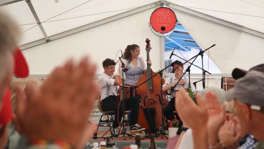 Die "Rümli Gäng" war die einzige Formation ohne Blasinstrument. Foto: Claudia Alini