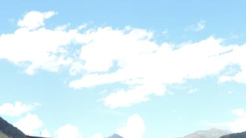 Tanter oter survain la scoula a Strada ün nouv s-chodamaint (fotografia: Selina Bisaz)