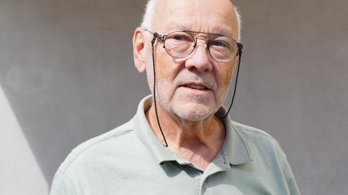 Walter Krein ist Initiant und technischer Leiter der Sternwarte Academia Samedan. Foto: Jon Duschletta