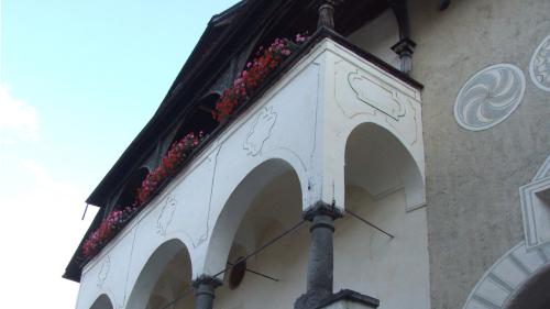 Sper l’exposiziun stabla vegnan muossadas i’l Museum d’Engiadina a Scuol regularmaing eir exposiziuns specialas (fotografia: Peter Langenegger).