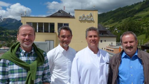 Ils meidis e directers sun cuntaints cul svilup dal CSEB e guardan i’l avegnir cun optimissem. Da schnestra: Philipp Gunzinger, Richard Ploner, Joachim Koppenberg e Victor Peer (fotografia: Flurin Andry).