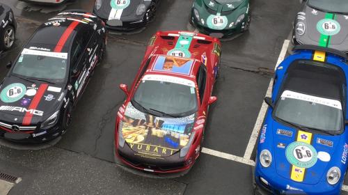 Sechs der acht konfiszierten Sportwagen aus Andorra und Spanien. Foto: Kantonspolizei