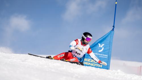 Am nächsten Samstag findet bereits die sechste Austragung des FIS Snowboard Weltcups in Scuol statt. Im vergangenen Jahr fuhr die Schweizerin Ladina Jenny in Scuol aufs Podest (Foto: Dominik Täuber).