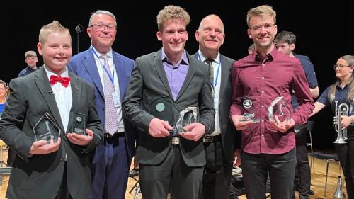 Das Siegertrio mit, v.l.: Simon Gabriel, Thibaut De Bondt und Jonas Florin Elmiger. Foto: Bertilla Giossi/RTR