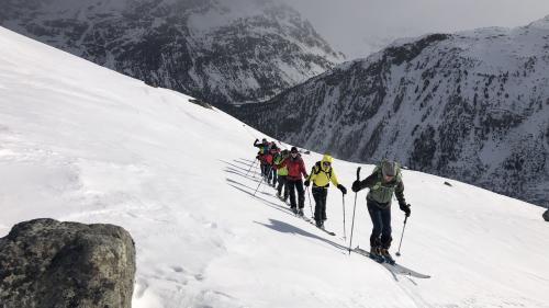 Impressionen von einer Skitour im Rahmen der  "Engadiner Highlights". Foto: Reto Grundbacher