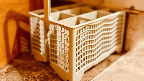 Was vom Geschirrspüler übrig blieb... Foto: Fadrina Hofmann