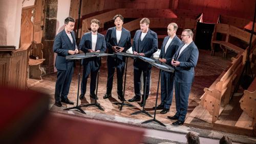 Die «King’s Singers» gelten als der Gold-Standard des A-cappella-Gesangs. Im Engadin waren sie zum zweiten Mal zu Gast. Fotos: Quim Vilar