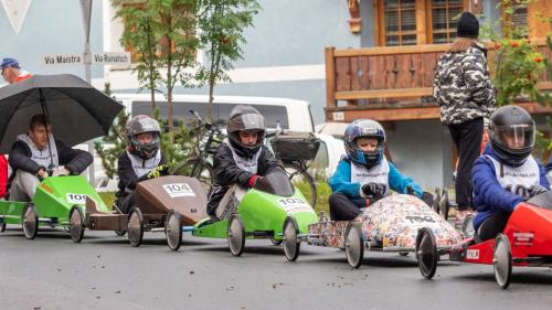 Seifenkistenrennen in St.Moritz.     Foto: Daniel Zaugg