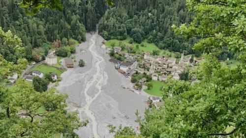 Die Umsetzung des Projekts Bondo II hatte eine Bauzeit von vier Jahren. Insgesamt wurden 30 000 m3 Beton verbaut. Hier ein Foto aus dem Jahr 2017. Fotos: Comune di Bregaglia