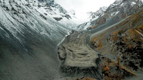 Die Abschmelzraten der Schweizer Gletscher nehmen weiter zu. Sie waren dieses Jahr fast so hoch wie im Rekordsommer 2022. Foto: Alessandro Cicoira