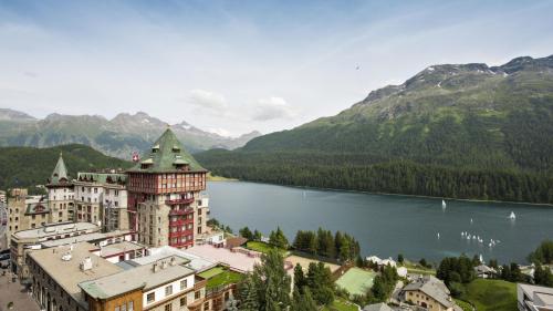 Eine Hotel-Ikone: Das Badrutt‘s Palace wird von GautMillau zum Hotel des Jahres ausgezeichnet. Foto: Gian Giovanoli