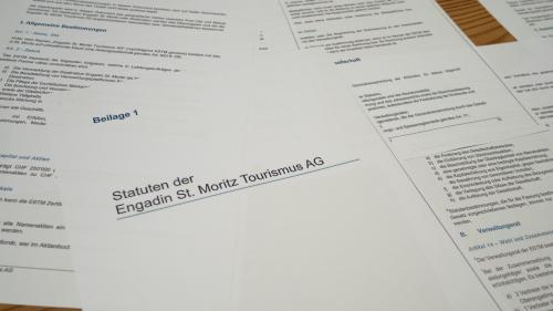 Die Gemeinden Silvaplana und St. Moritz werden die neu aufgesetzte Leistungsvereinbarung mit der ESTM AG nicht unterzeichnen. Foto: Daniel Zaugg