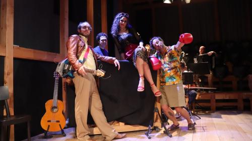 Il toc "Rita" da Gaetano Donizetti imprometta üna saira divertenta. Fotografia: Martin Camichel/FMR