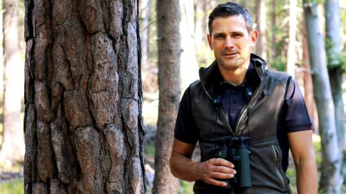 Der Unterengadiner Adrian Arquint ist Co-Leiter des Amts für Jagd und Fischerei Graubünden. Foto: Fadrina Hofmann